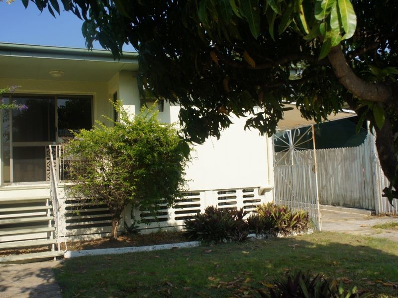 14 Golding Street, Barney Point QLD 4680