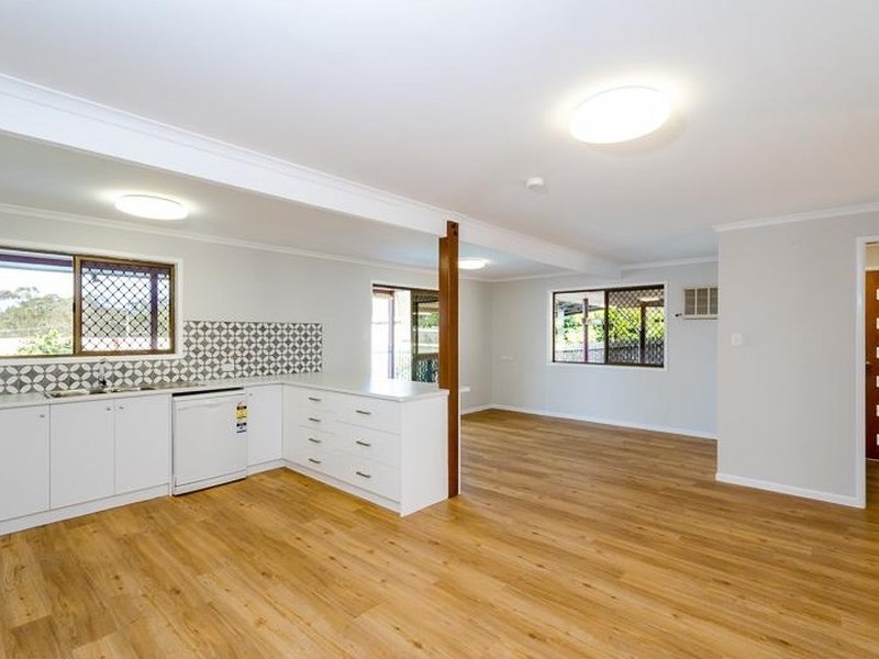15 Dixon Drive, Telina QLD 4680