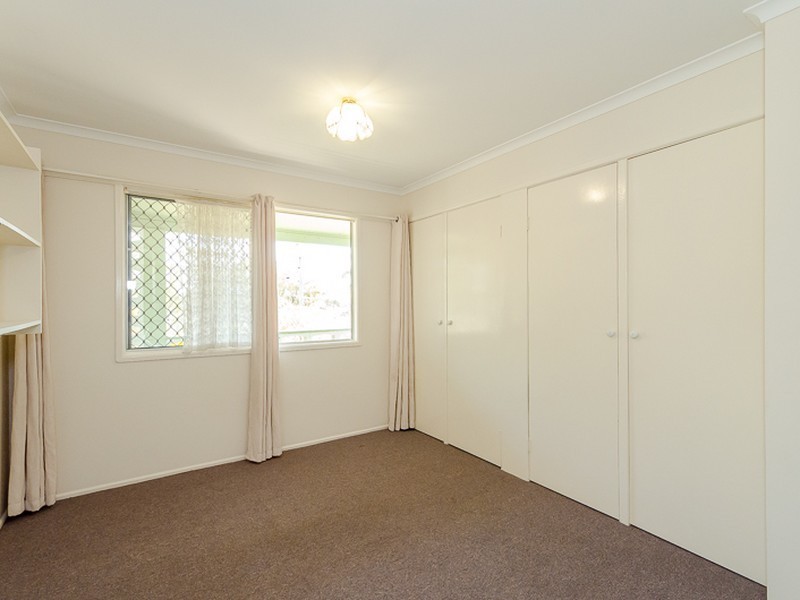 5 Gum Court, New Auckland QLD 4680