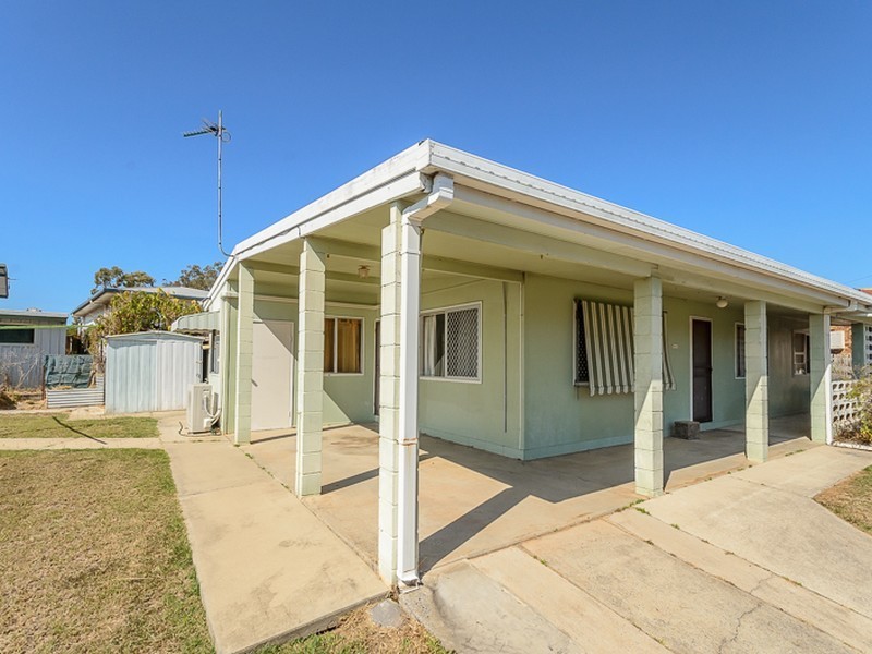 5 Gum Court, New Auckland QLD 4680