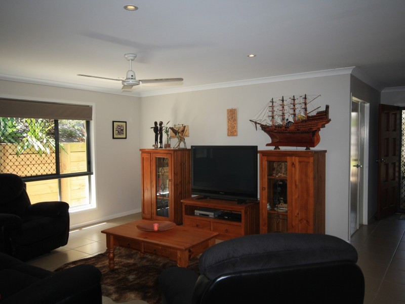 16 Oasis Court, South Gladstone QLD 4680