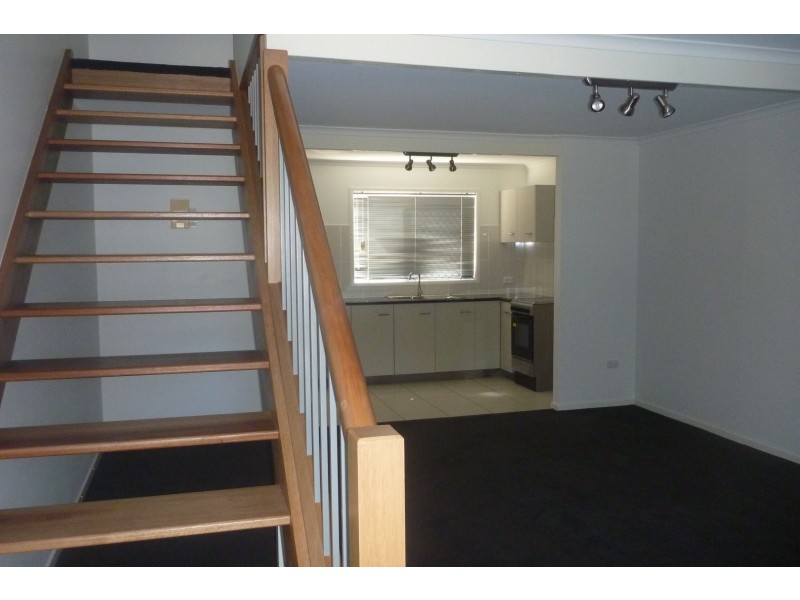 Unit 2/16 Mccann Street, South Gladstone QLD 4680