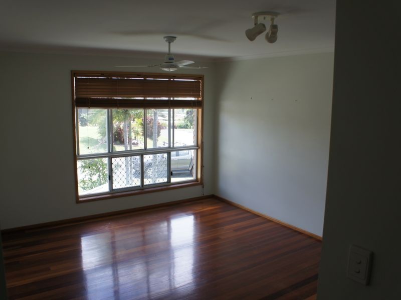 8 Columbia Avenue, Clinton QLD 4680