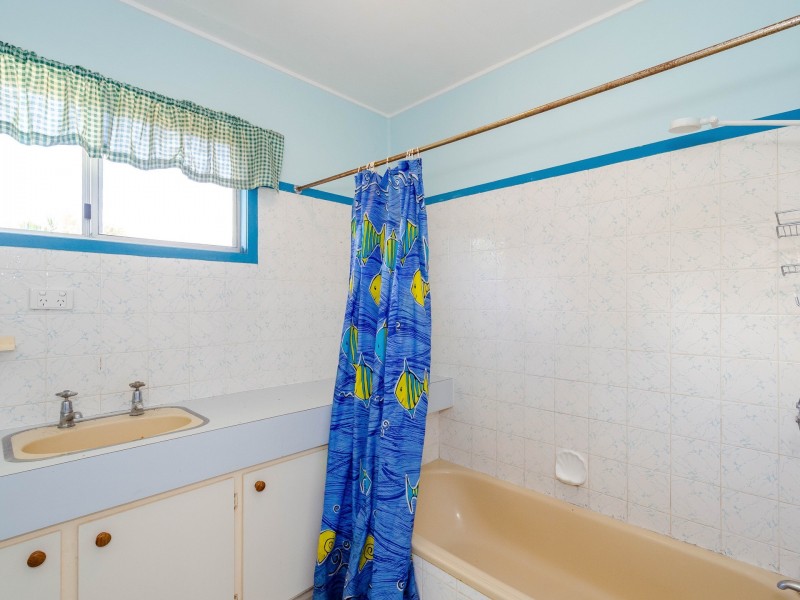 20 Campbell Street, Clinton QLD 4680