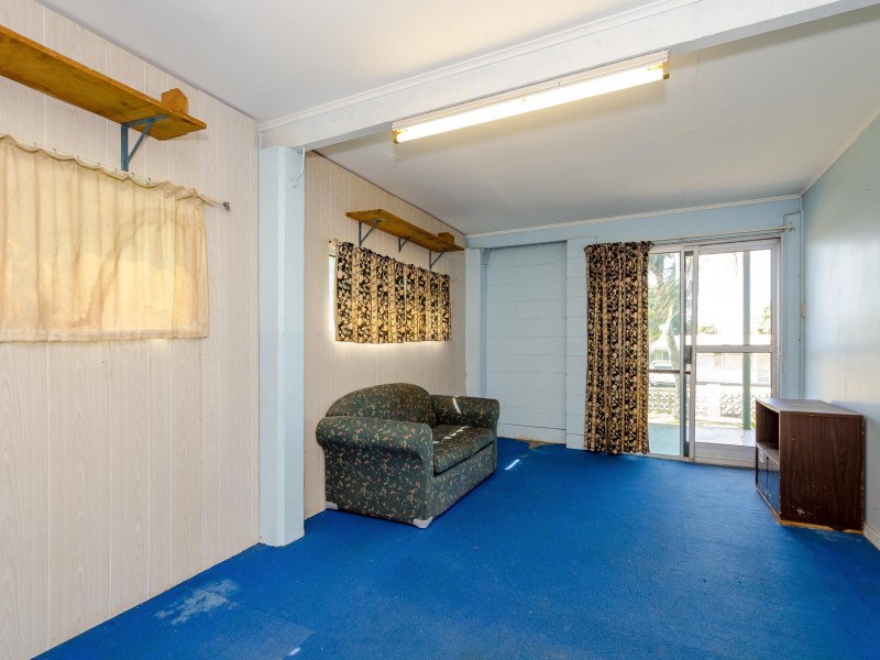 20 Campbell Street, Clinton QLD 4680