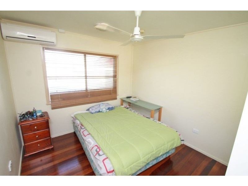 24 Agnes Street, South Gladstone QLD 4680