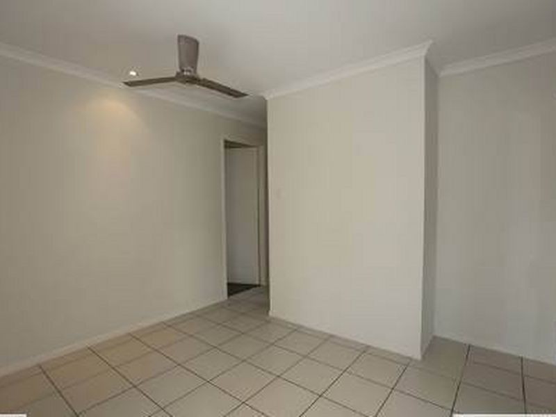 21 Larcom Rise, West Gladstone QLD 4680