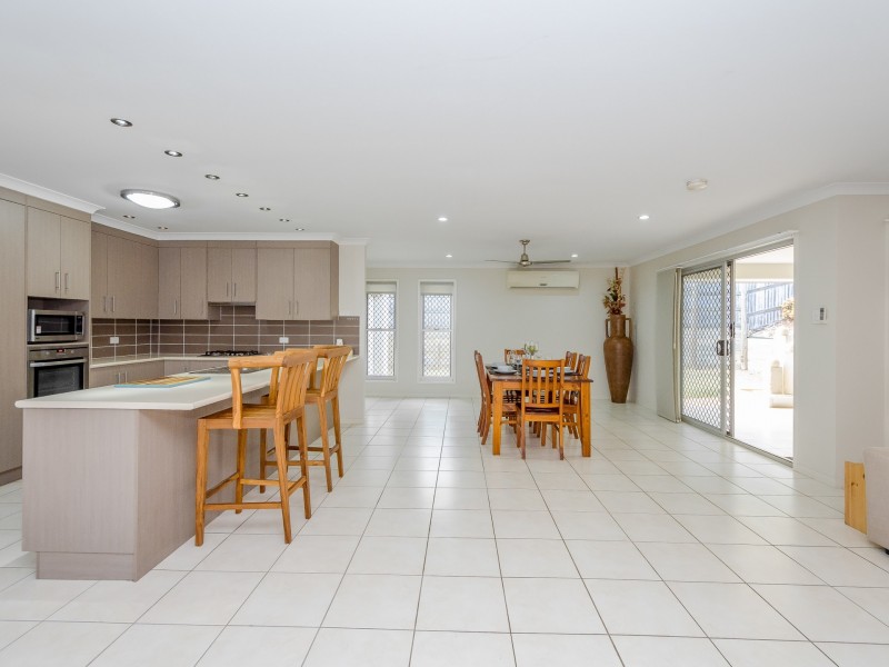 4 Munroe Court, West Gladstone QLD 4680