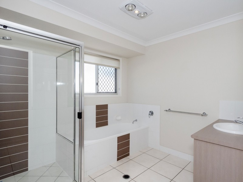 4 Munroe Court, West Gladstone QLD 4680