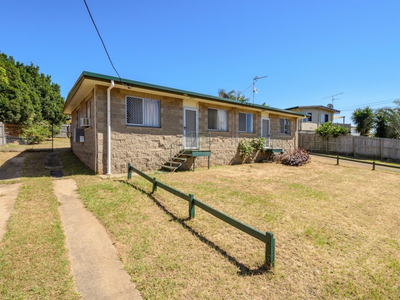 Unit 1-2/14 McDonald Street, Clinton QLD 4680