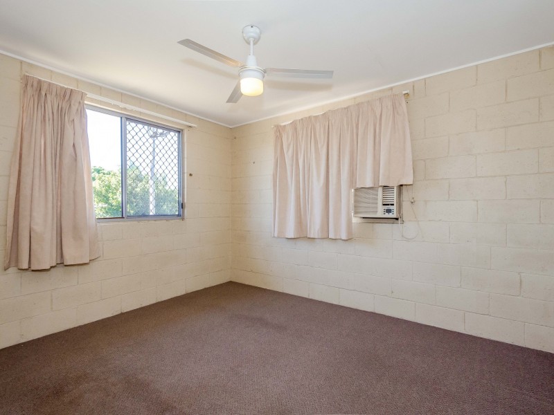 Unit 1-2/14 McDonald Street, Clinton QLD 4680