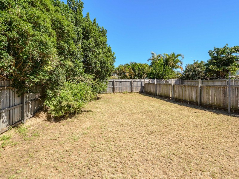 Unit 1-2/14 McDonald Street, Clinton QLD 4680