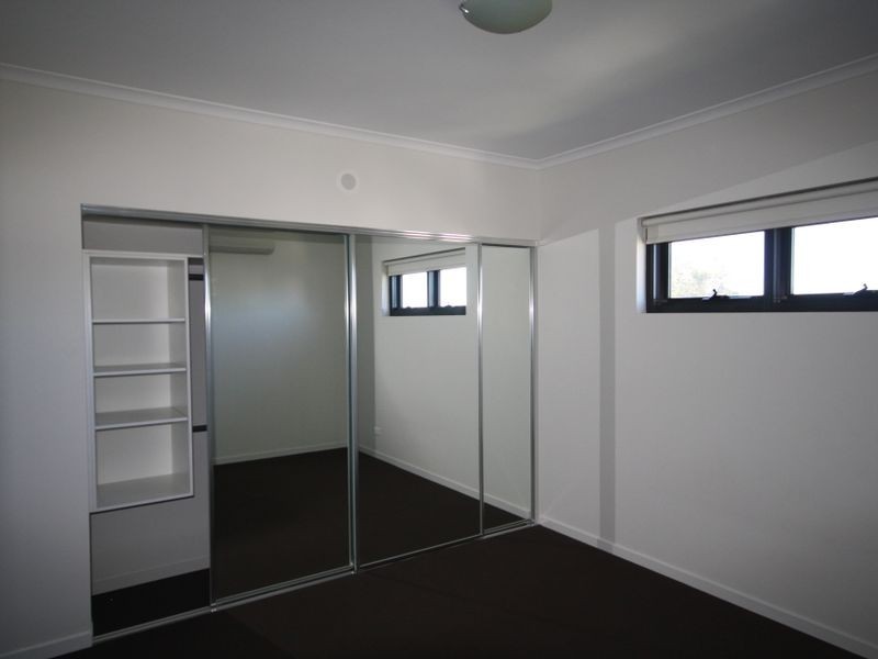 345/55 Central Lane, Gladstone QLD 4680