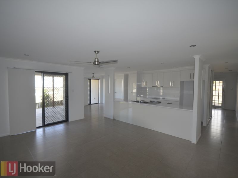 9 Windjana Court, New Auckland QLD 4680