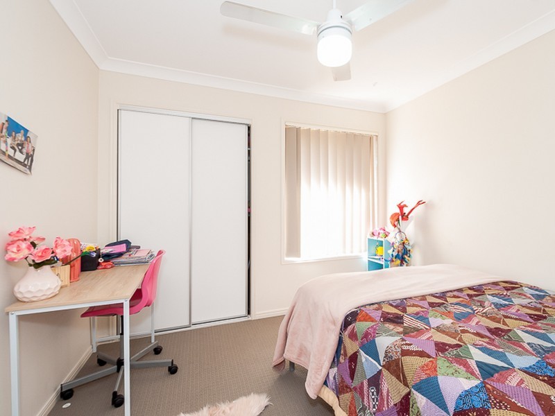 11 Bendee Street, Glen Eden QLD 4680