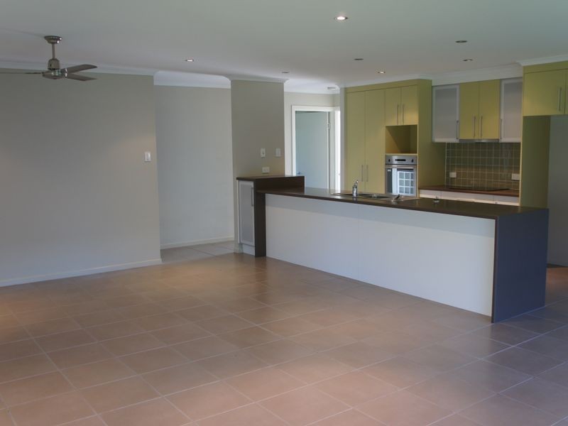1 Wyara Close, Clinton QLD 4680