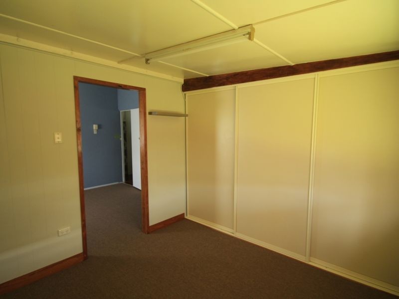 3 Hughes Street, South Gladstone QLD 4680