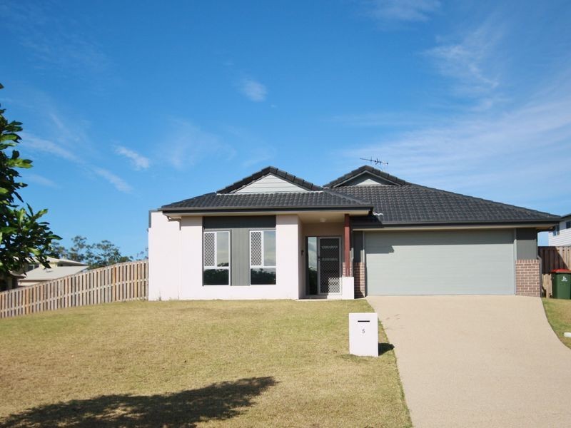 5 Amber Street, Kirkwood QLD 4680