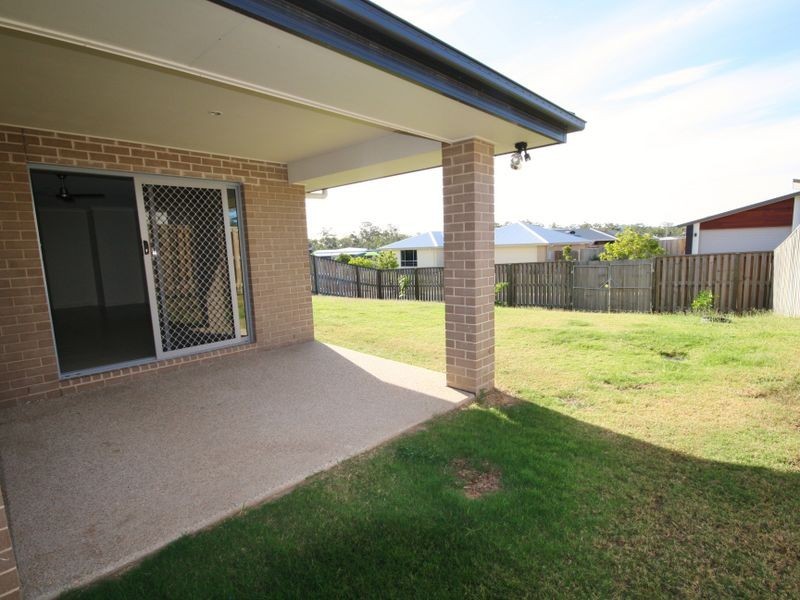 5 Amber Street, Kirkwood QLD 4680