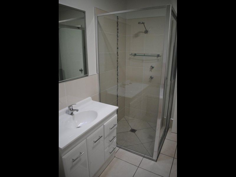 Unit 5/214 Oaka Street, South Gladstone QLD 4680