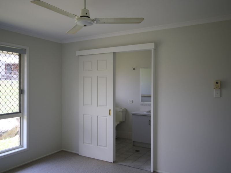 7 Weatherly Court, Clinton QLD 4680