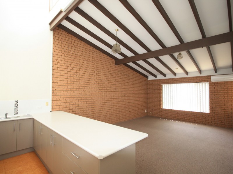 Unit 5/2 Fowler Street, West Gladstone QLD 4680