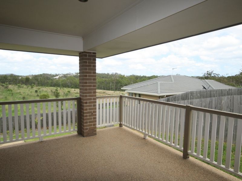 18 Cradle Drive, New Auckland QLD 4680