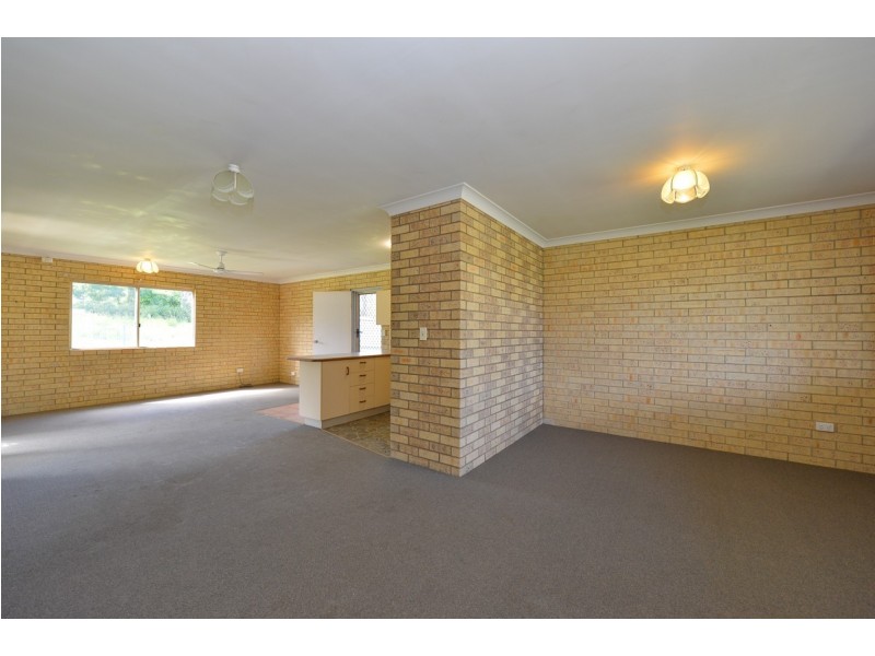 12 Yellowpatch Avenue, Clinton QLD 4680