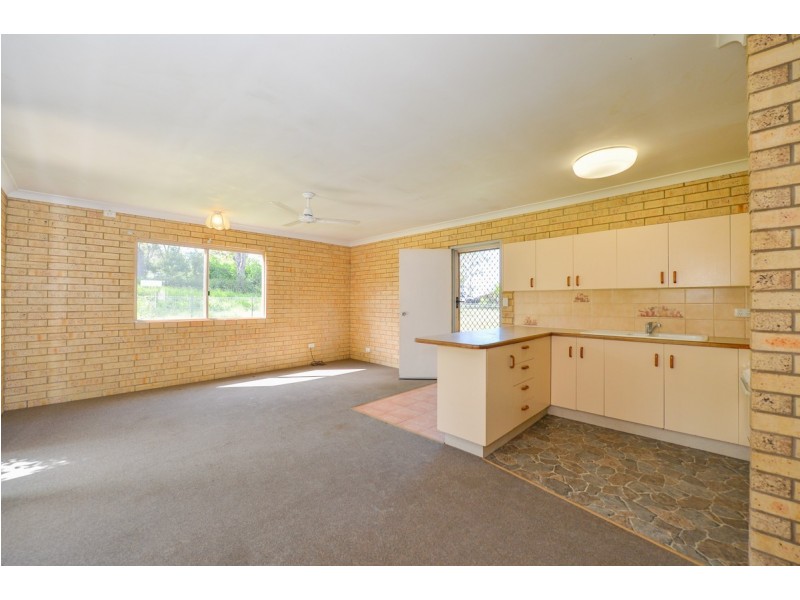 12 Yellowpatch Avenue, Clinton QLD 4680