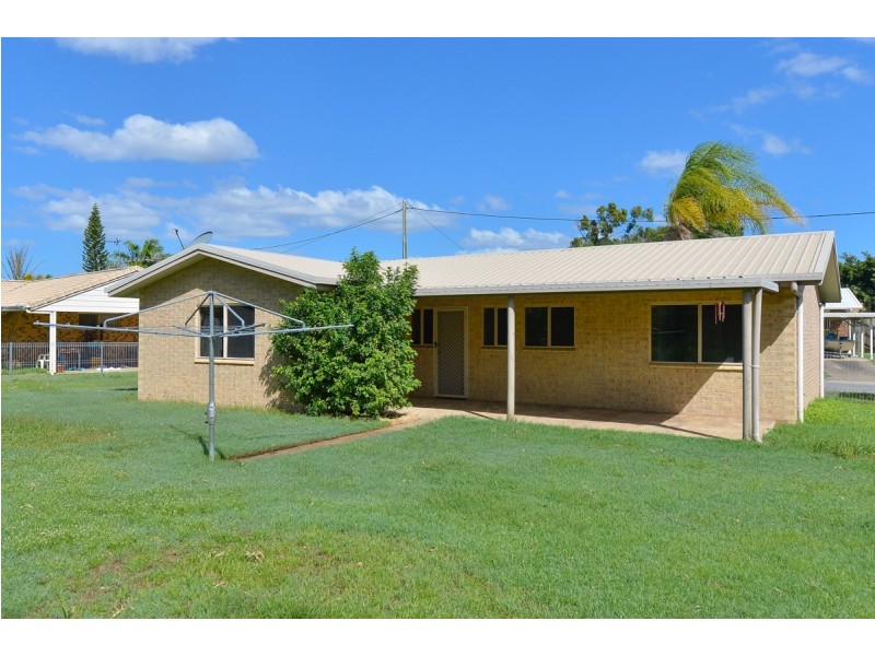 12 Yellowpatch Avenue, Clinton QLD 4680