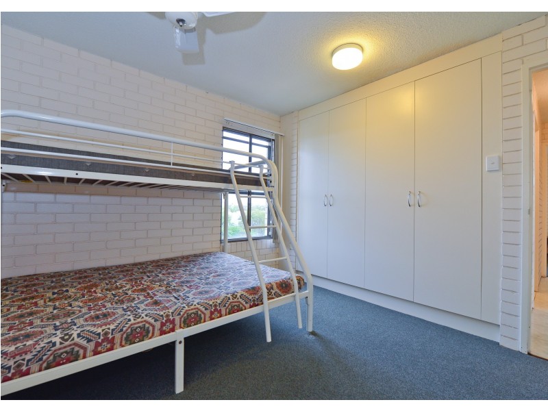24/20 Barney Street, Barney Point QLD 4680
