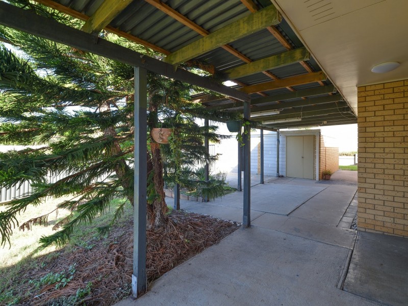 3 Apollo Drive, Clinton QLD 4680