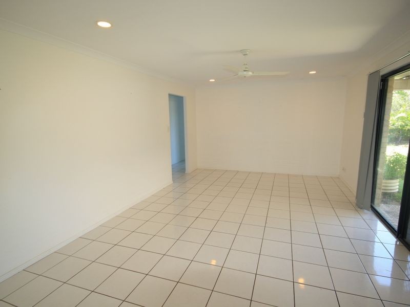 8 Reinaerhoff Crescent, Glen Eden QLD 4680