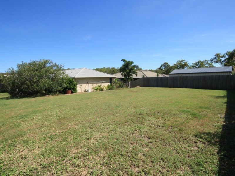 8 Reinaerhoff Crescent, Glen Eden QLD 4680