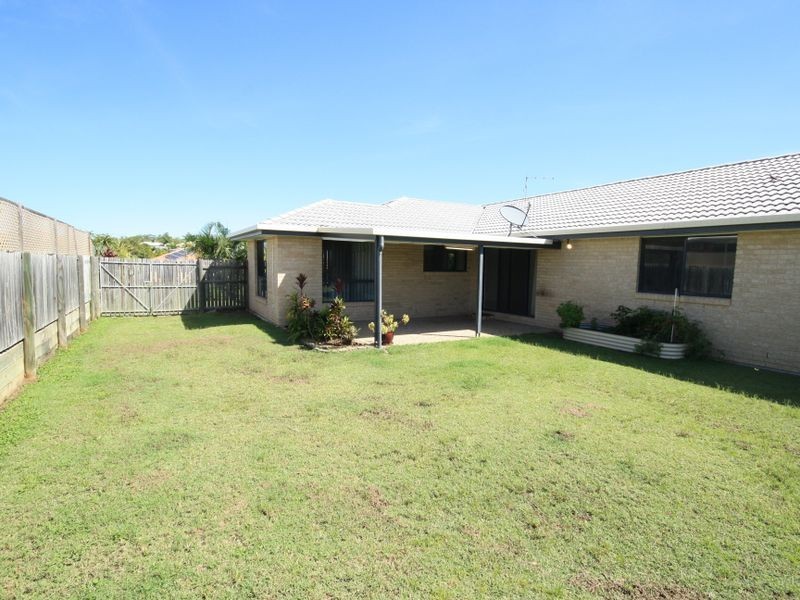 8 Reinaerhoff Crescent, Glen Eden QLD 4680