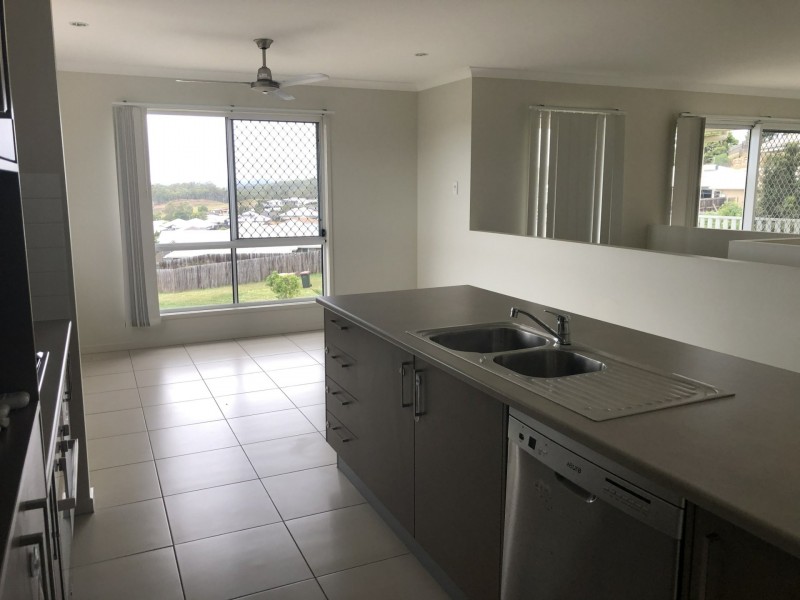 24 Sturt Court, Glen Eden QLD 4680