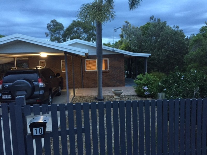 10 Kerry Court, New Auckland QLD 4680