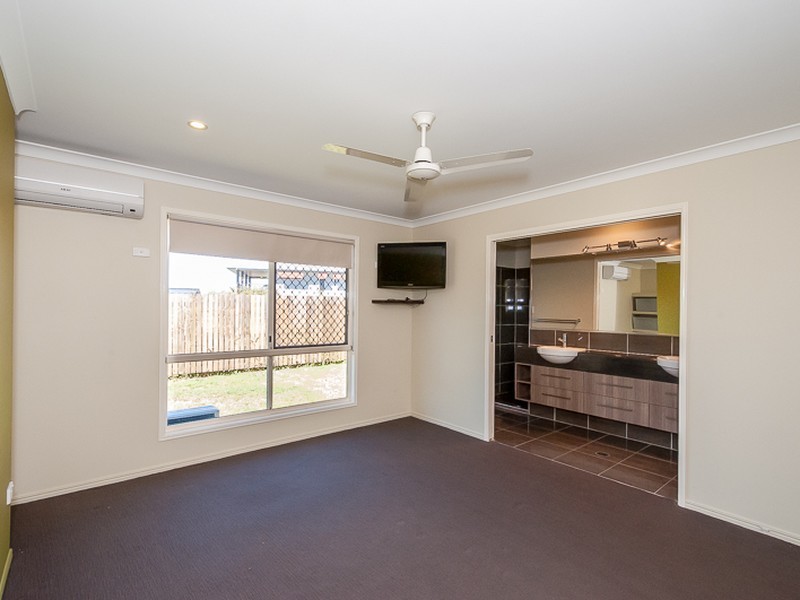 15 Koowin Drive, Kirkwood QLD 4680