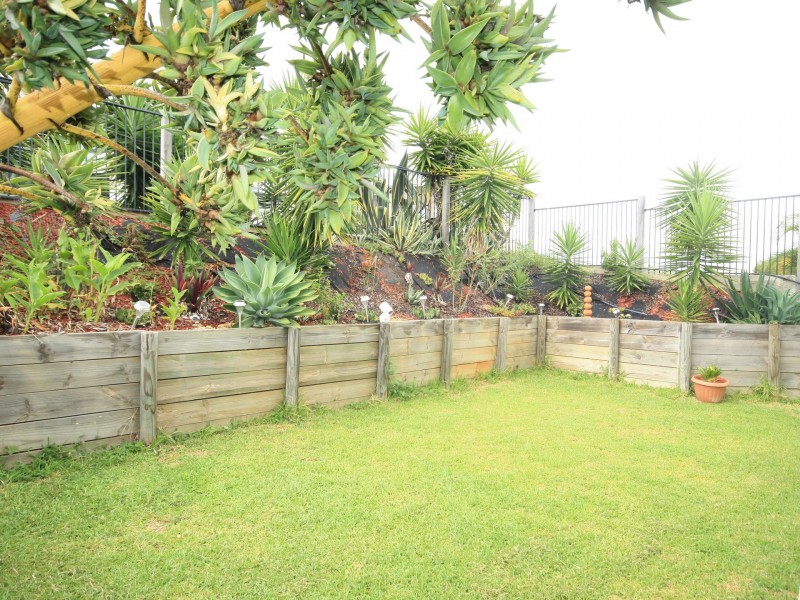 15 Koowin Drive, Kirkwood QLD 4680