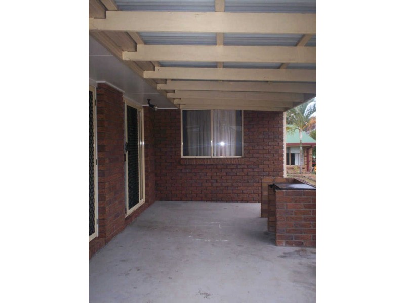 7 Kerry Court, New Auckland QLD 4680