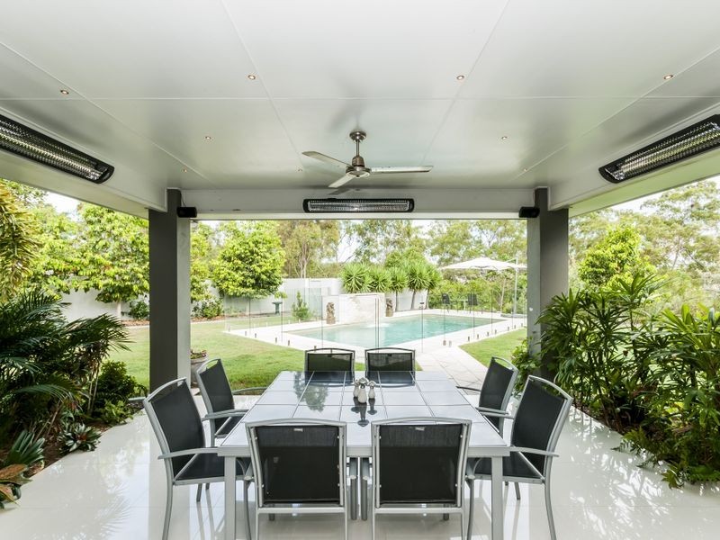 8 Sarah Court, New Auckland QLD 4680