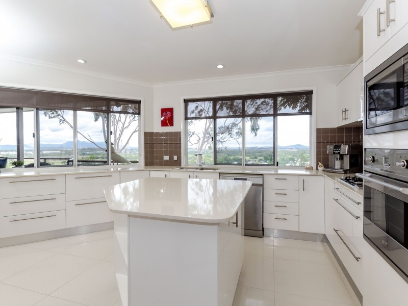 11 Piper Street, West Gladstone QLD 4680