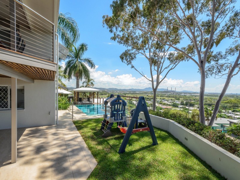 11 Piper Street, West Gladstone QLD 4680