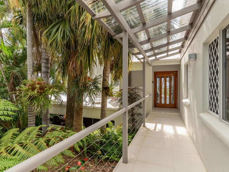 11 Piper Street, West Gladstone QLD 4680