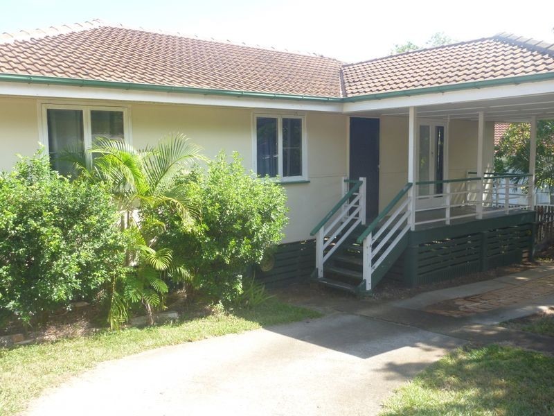 17 Quoin Street, West Gladstone QLD 4680