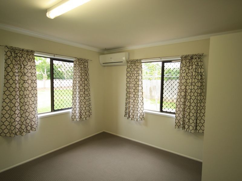 5 Bunker Court, Clinton QLD 4680
