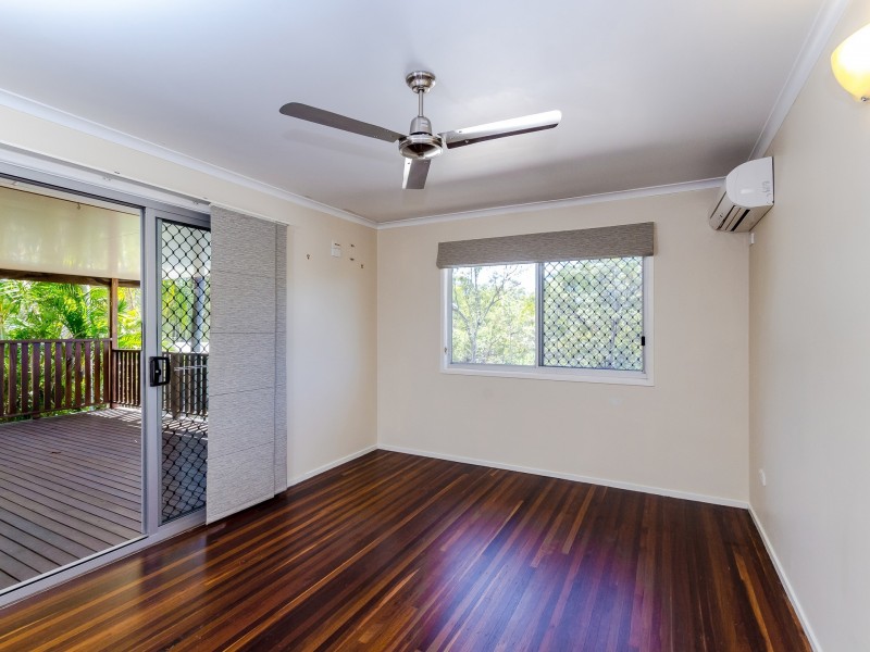 1 Banksia Street, Boyne Island QLD 4680