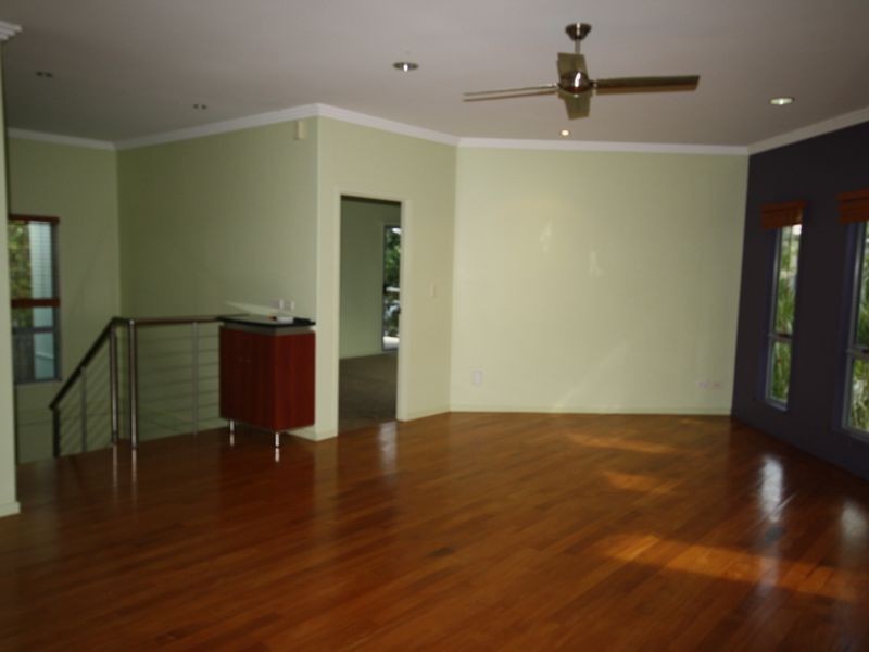 11 Glegg Street, West Gladstone QLD 4680