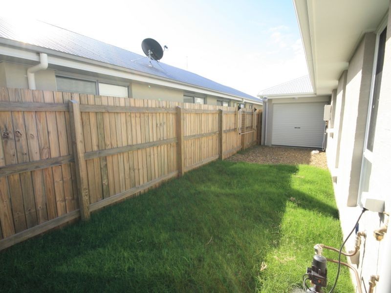 12 Bufflehead Road, Kirkwood QLD 4680