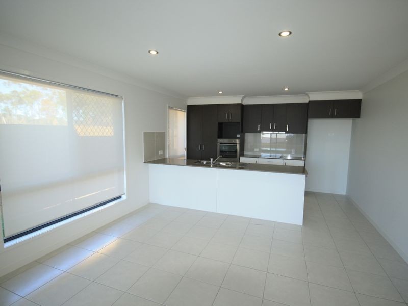 2/54 Fitzroy Street, Clinton QLD 4680